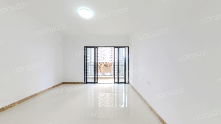 增城一品山湖二手房实景图