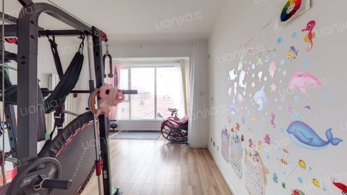 听海蓝珊二手房实景图