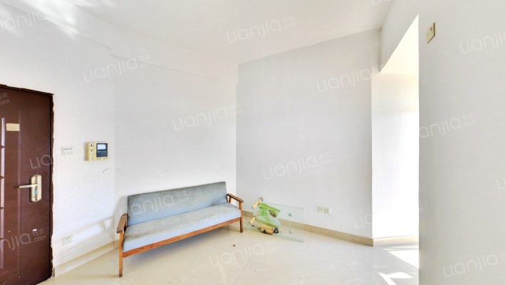 骏逸名苑二手房实景图