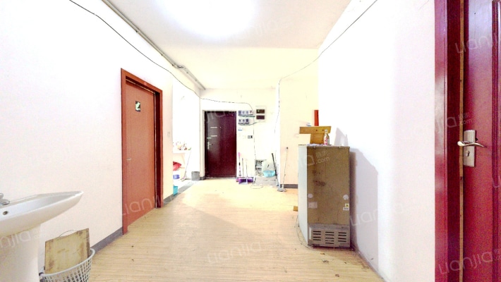 金科东方水榭二手房实景图