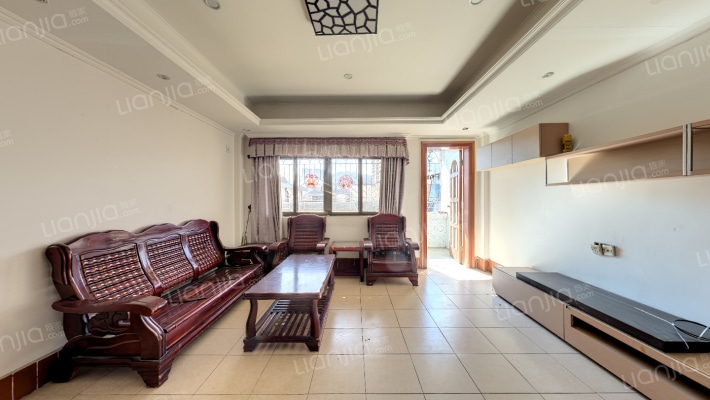 嘉湖苑小区二手房实景图