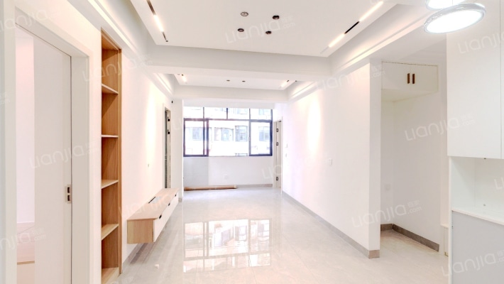 卫生院宿舍二手房实景图