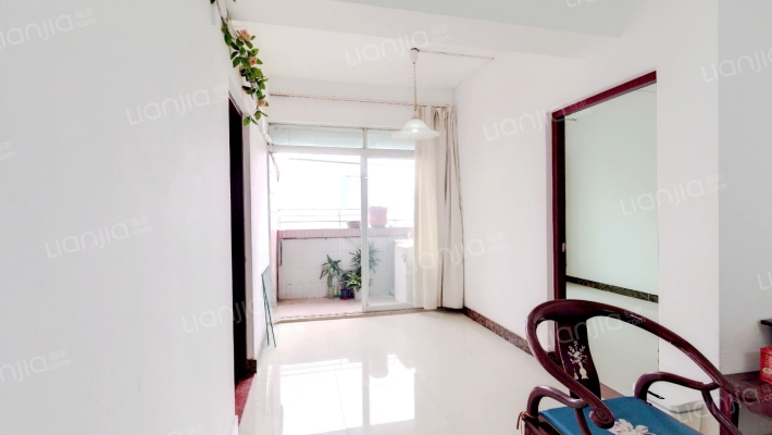 金信大厦二手房实景图