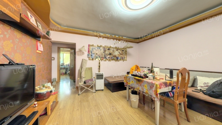 丰庆路甲字48号二手房实景图