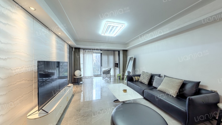 金茂建发泊悦二手房实景图