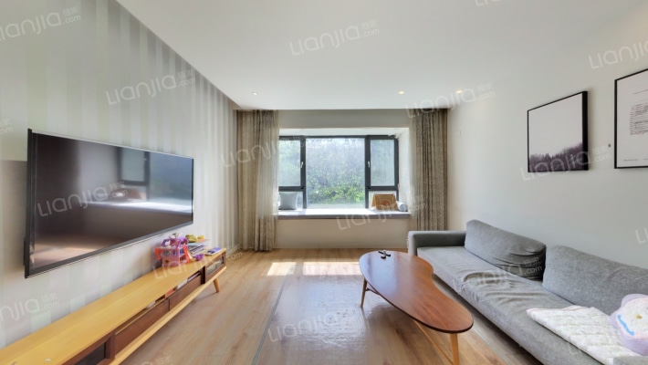 太阳世家云杉居二手房实景图