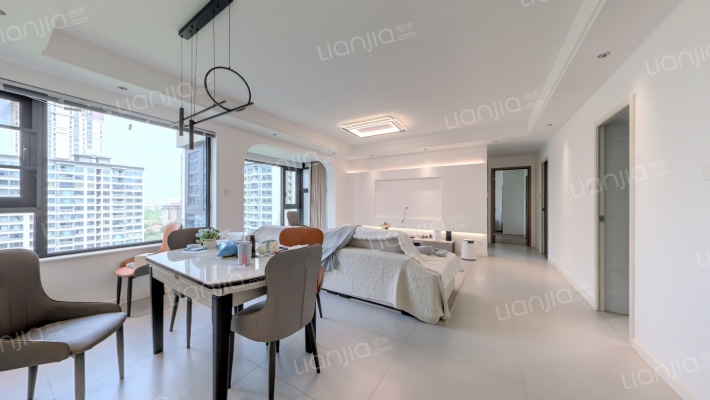 铂悦世家二手房实景图