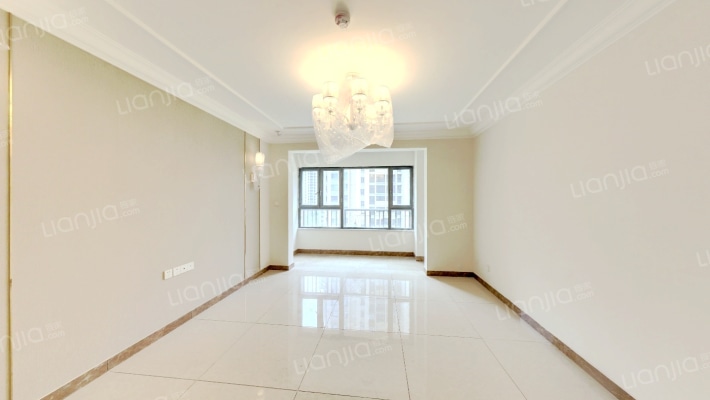 恒大滨江左岸二手房实景图