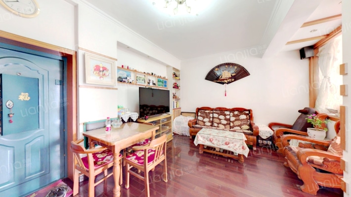 龙畔金泉二期二手房实景图