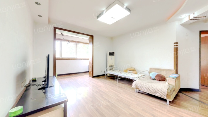 怡泽苑二手房实景图