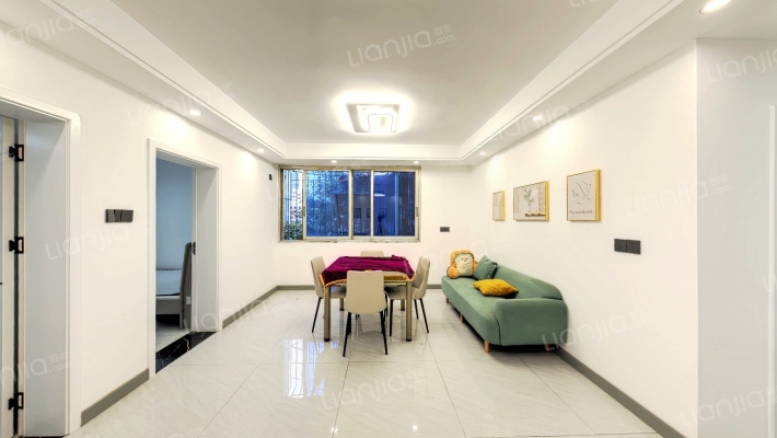 美专校街二手房实景图