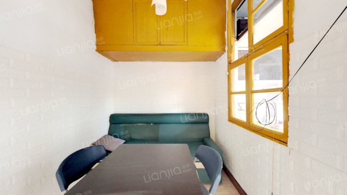 市传染病医院职工宿舍二手房实景图