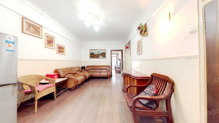 颐园公寓二手房实景图