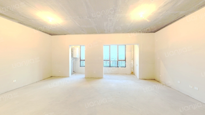 隆基泰和紫樾宸府二手房实景图