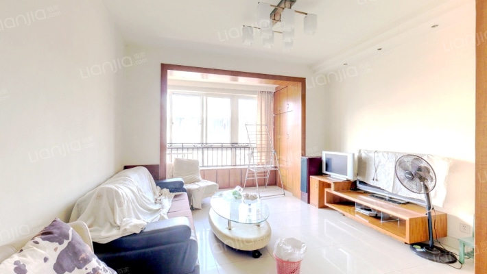 恋日家园B区二手房实景图