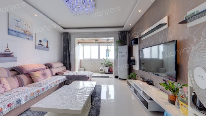 美郡嘉年华二手房实景图