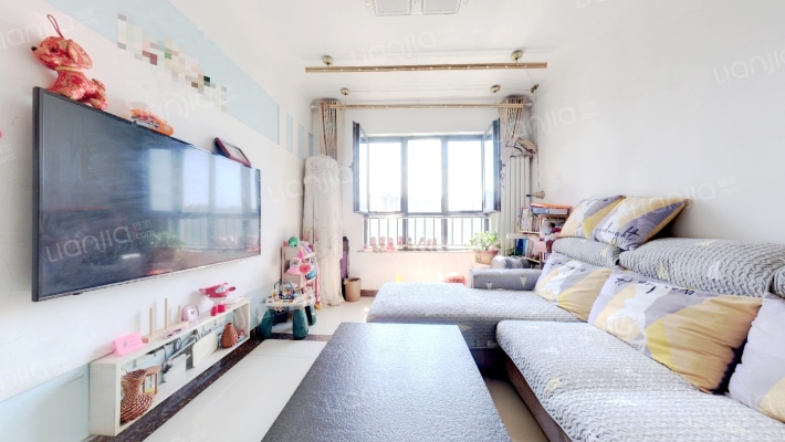 名辉豪庭二手房实景图