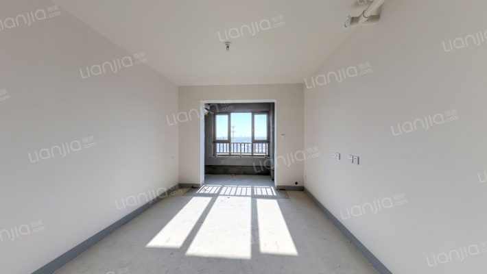 华远海蓝和光二手房实景图