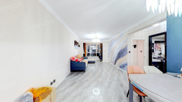 卓尔沈阳客厅二手房实景图