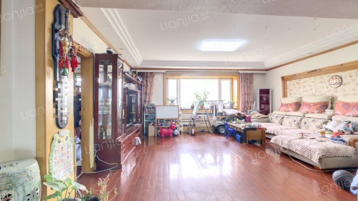 体育小区二手房实景图