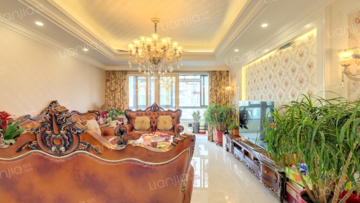 万源城朗郡二手房实景图