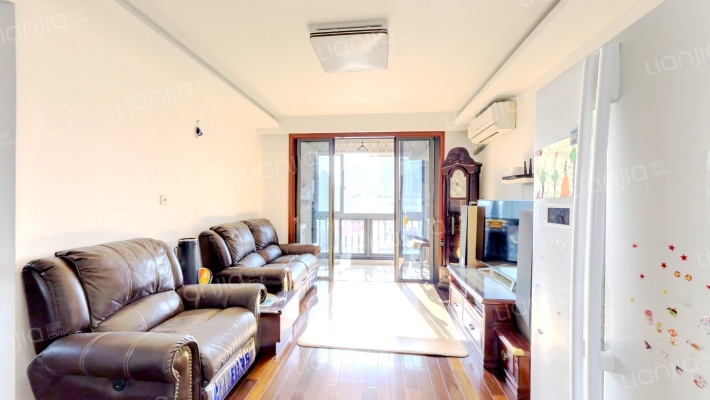 圣骊名苑二手房实景图