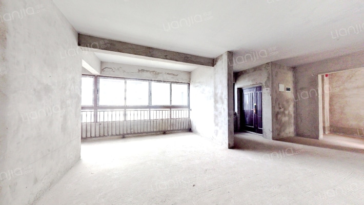 恒森亲水台二手房实景图