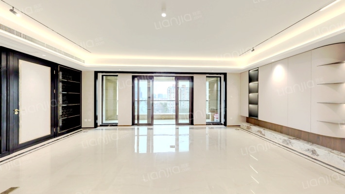 保利西岸二手房实景图