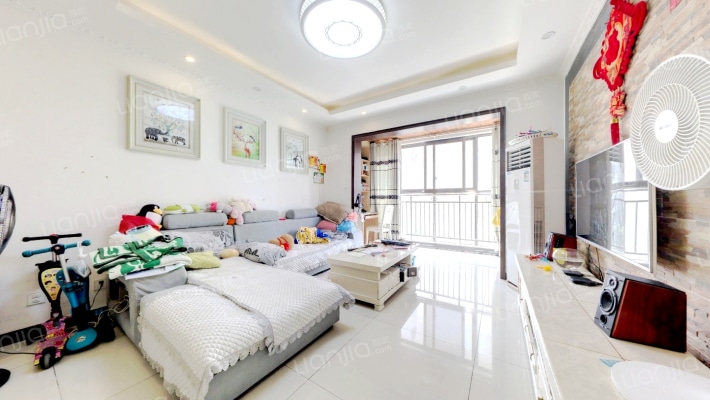 蓝润棠湖春天二手房实景图