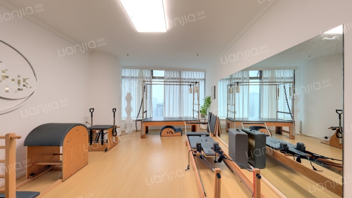 世茂铂曼二手房实景图