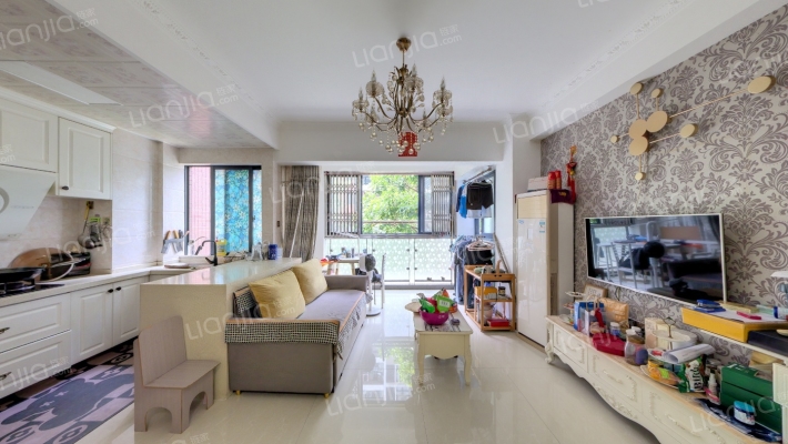 滨海嘉年华B1区二手房实景图