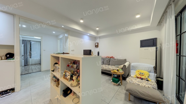 龙尚府二手房实景图