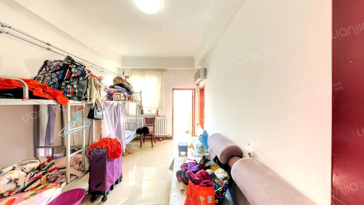 山东省体育训练中心宿舍二手房实景图