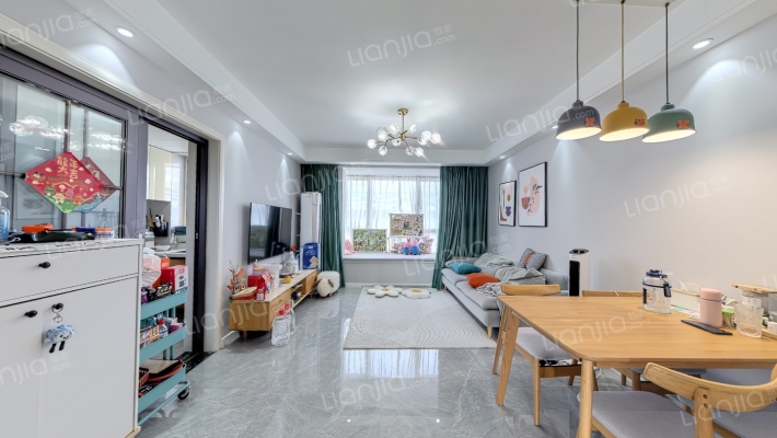 巷佳华苑(一期)二手房实景图