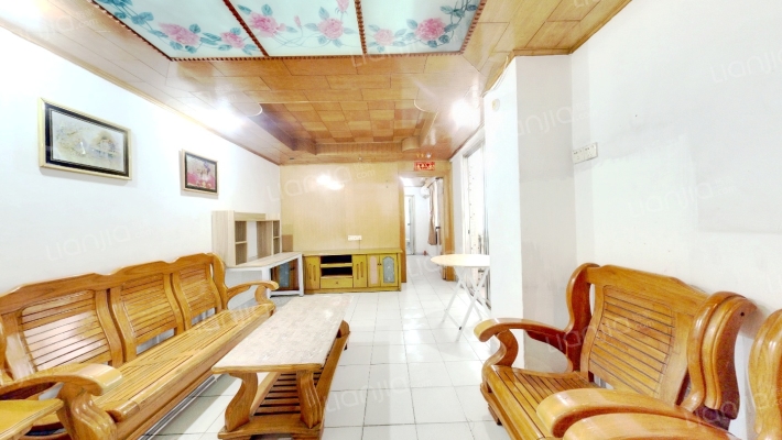 皇家花园二手房实景图