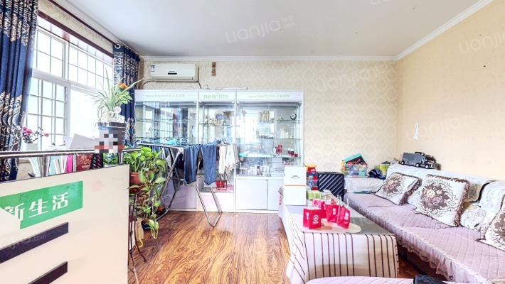 纯翠花园二手房实景图