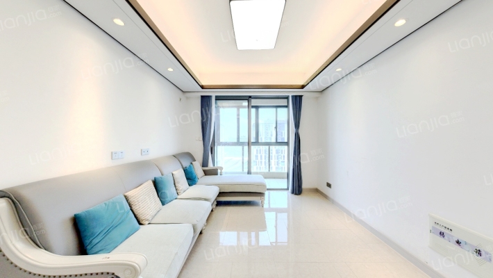 融信铂爵二手房实景图