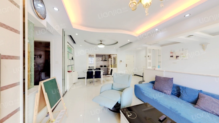 御鹿华庭B期二手房实景图