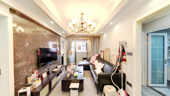 中航翡翠城二期二手房实景图