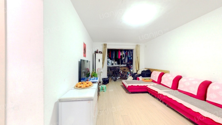 小镇西西里瑞国里二手房实景图