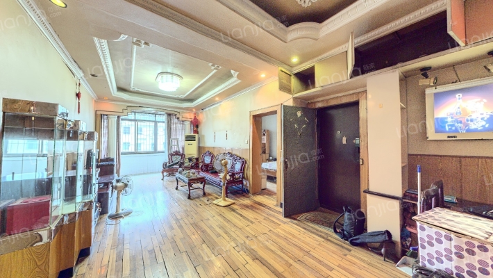 金盘路粮食局宿舍二手房实景图