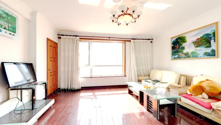 新港家园二手房实景图