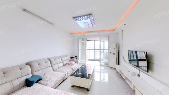 运通尊苑二手房实景图