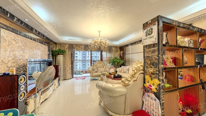 万科缤纷四季北区二手房实景图