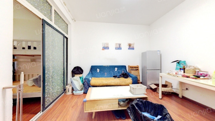 七彩花都B区二期二手房实景图