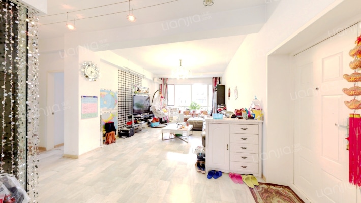 同泰花园二手房实景图