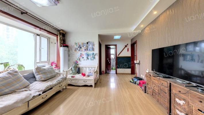 海信慧园东区二手房实景图