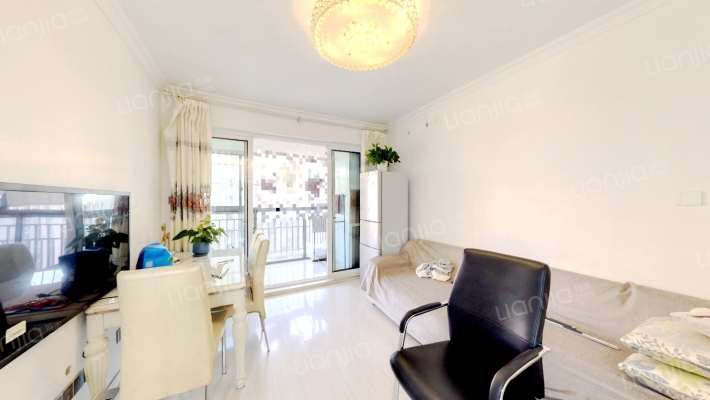 绿地时代名邸一期二手房实景图