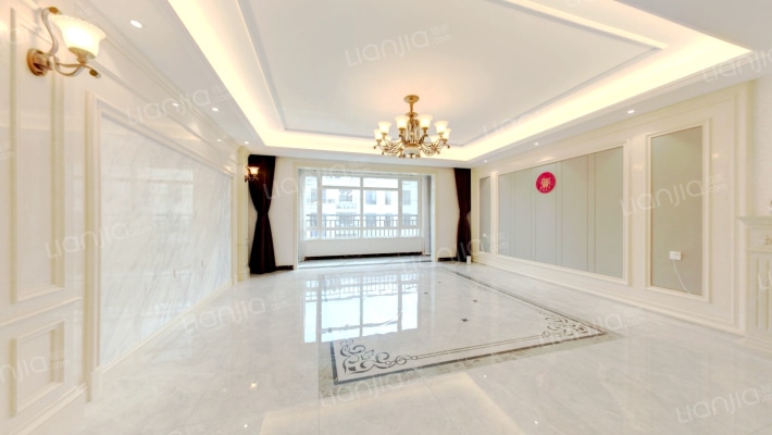 领秀翡翠山A区二手房实景图