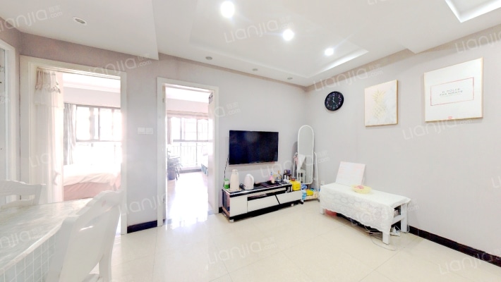 华宜铂仕公馆二手房实景图